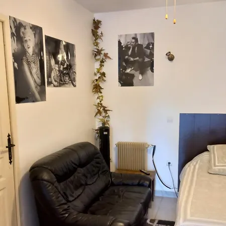 Au Soleil Levant Homestay Sarlat Zimmer foto